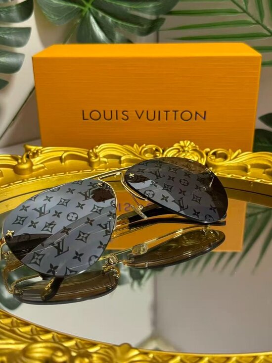 Louis Vuitton sunglasses main image 5